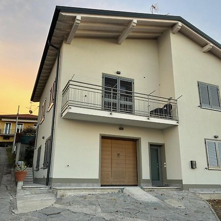 Le Camelie Del Lario Lägenhet Grandate Exteriör bild